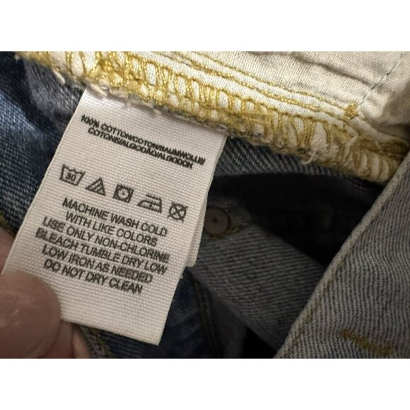 Free People Crochet Lace Trimmed Denim Shorts SZ 29 Boho Concert Festival - Picture 5 of 5